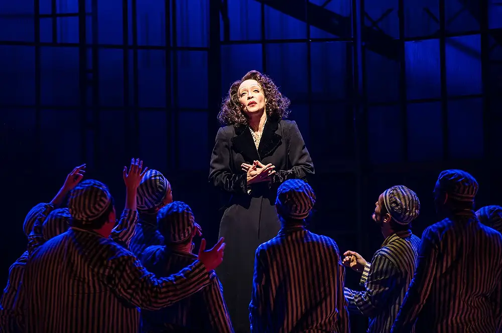 ‘PIAF – Eu não me arrependo’, com Laila Garin, estreia dia 10 de outubro no Teatro Riachuelo Rio