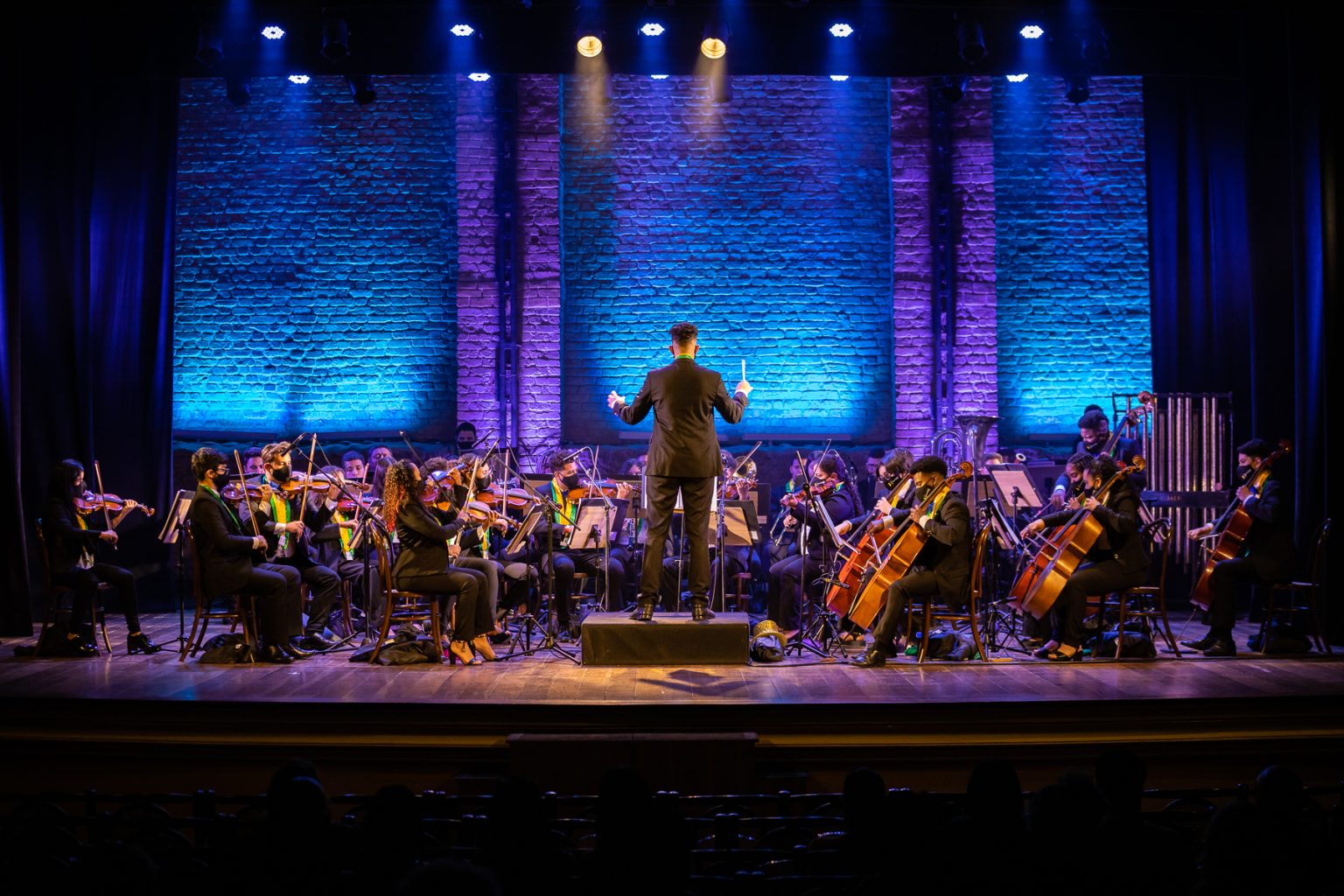 Dia da Música terá homenagem da Orquestra Sinfônica Mariuccia Iacovino no Theatro Municipal do Rio de Janeiro