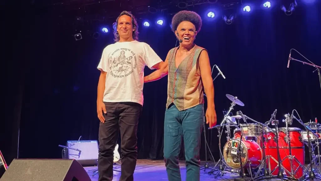 Pablo Soares e Reppolho celebram o legado de John Lee Hooker no show “Afro Mississippi Blues”