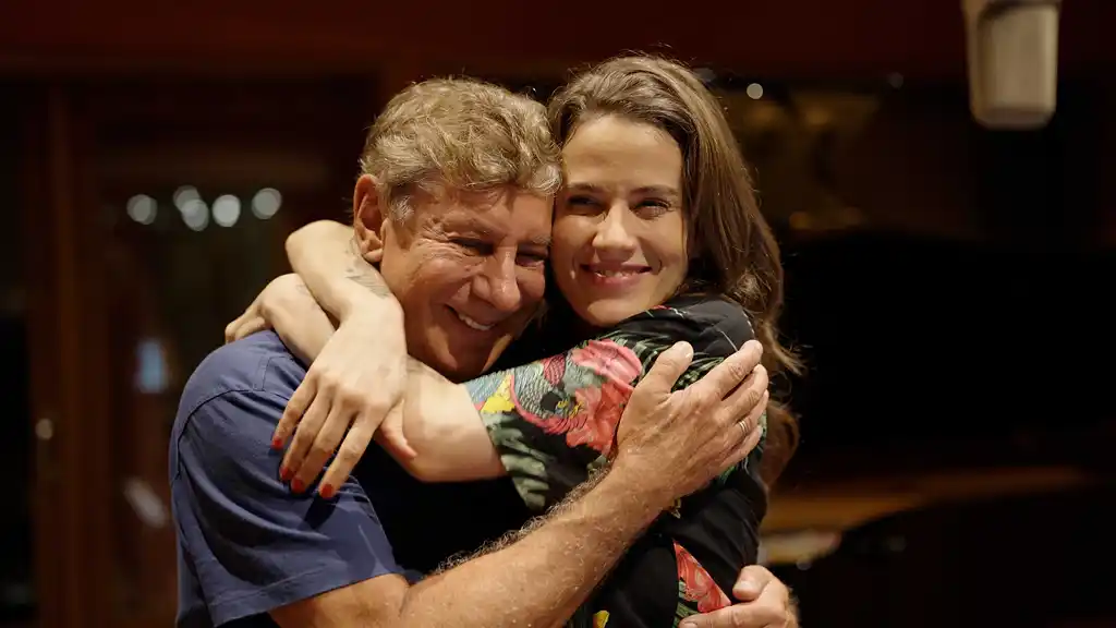 Flávio Venturini e Ana Cañas juntos, em nova versão para “Tudo O Que Você Podia Ser”, clássico do repertório do Clube da Esquina