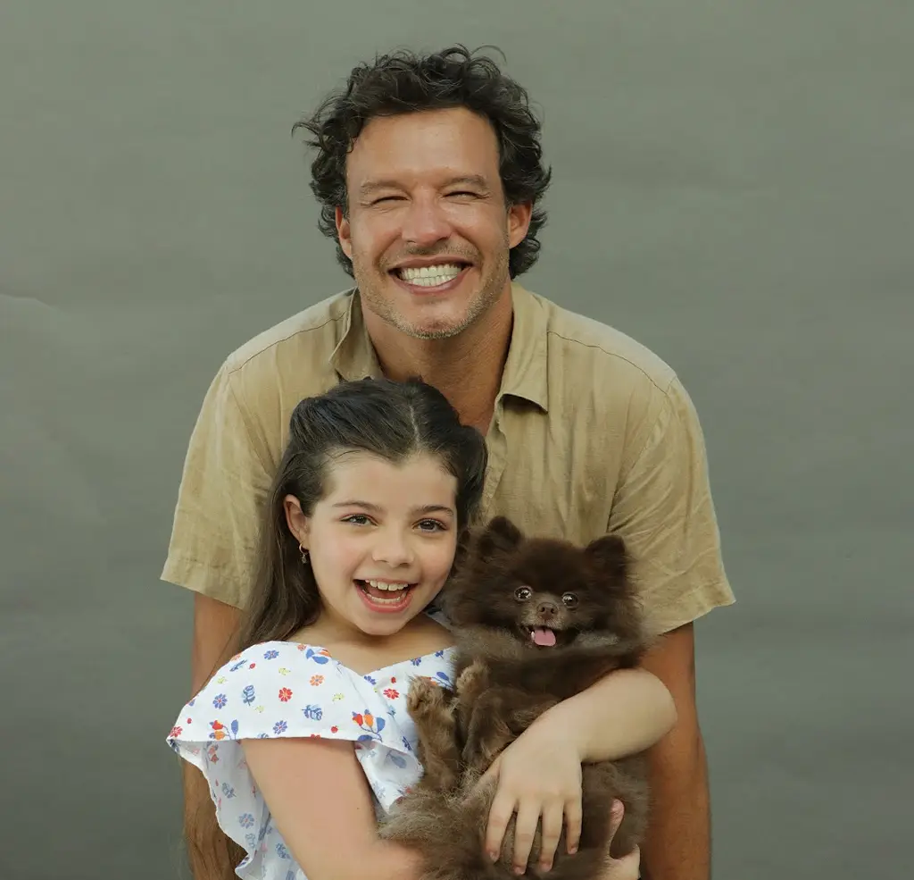 Criada por Victor Frad, diretor do “Lady Night”, “Só Por Um Mês” aborda temas sensíveis da relação pai e filha