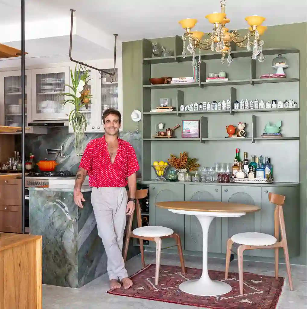 Após a filha sair de casa, casal ítalo-brasileiro troca apartamento de 90 m² em Ipanema por flat de 50 m² com serviços no Leblon