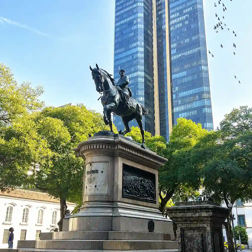 O passado que habita a Praça XV – Parte 3