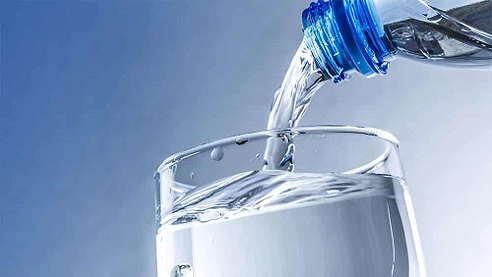 Da hidratação à crononutrição: o que realmente faz diferença na sua alimentação