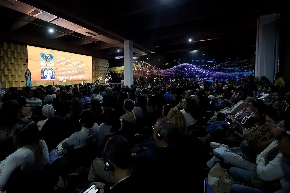 Otávio Leite coordena painel sobre turismo no Rio Innovation Week