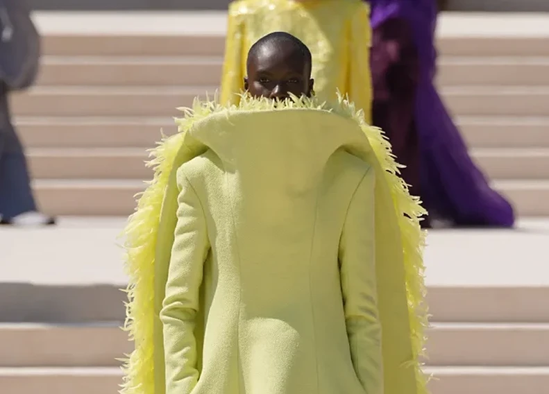 Balenciaga: estreia o verão 2027 com Pierpaolo Piccioli