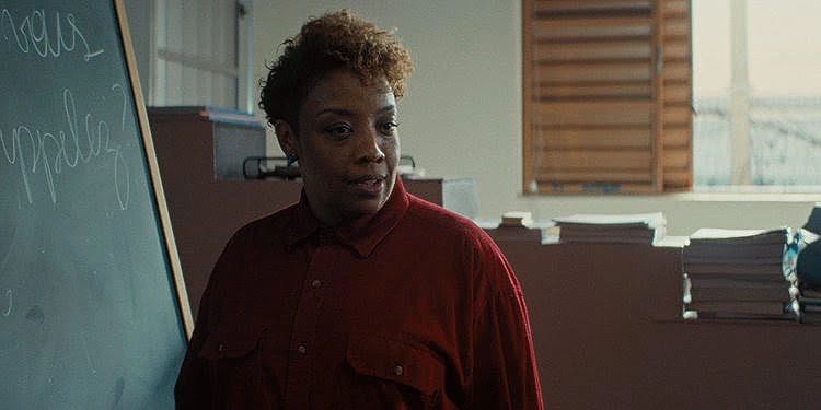 Com estreia mundial nesta quinta-feira no Festival de San Sebastián, ‘A Professora de Francês’ ganha teaser internacional