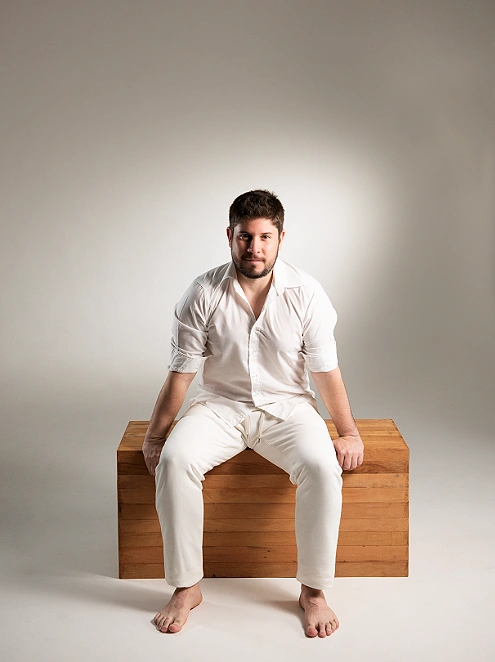 Renan Altera: AVESSO Speakeasy une arquitetura, arte e memória no Centro do Rio